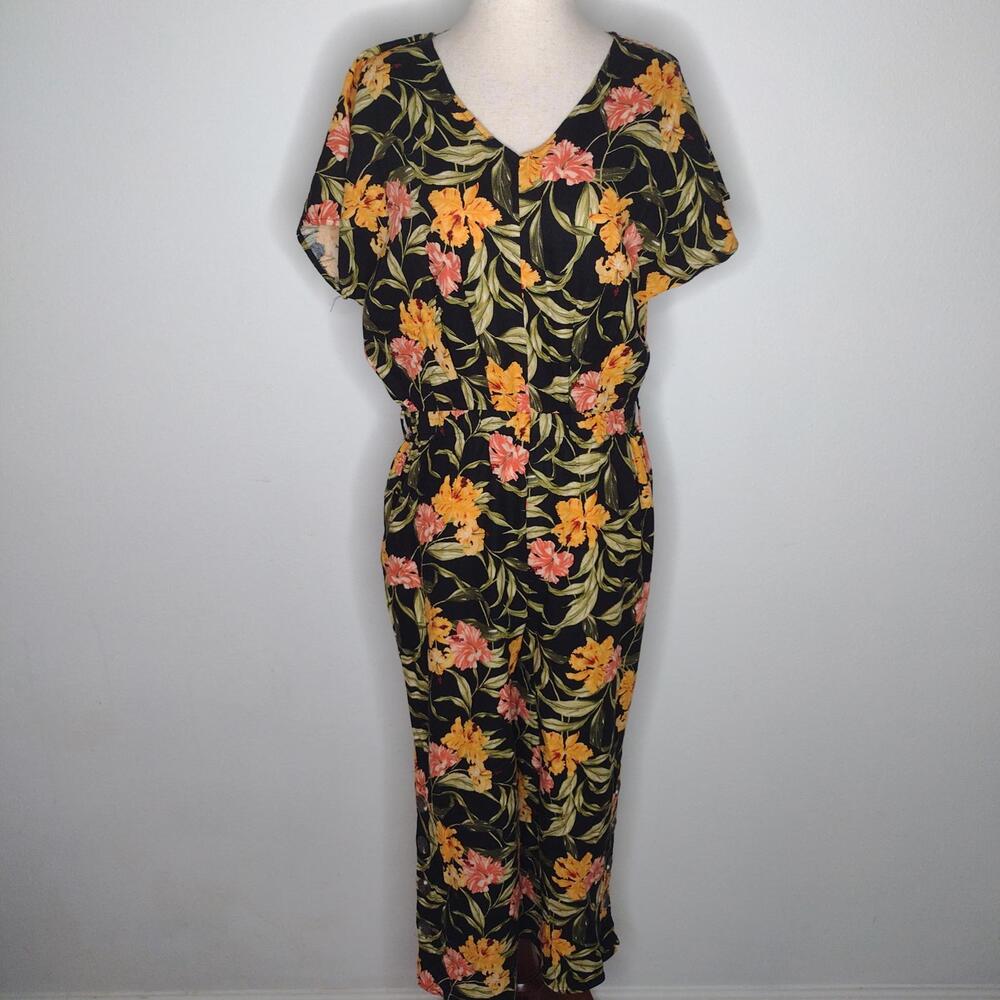 NWT Kensie Jeans Women's Floral/Hibiscus Jumpsuit Size XS